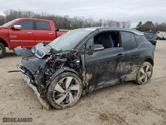 2019 BMW i3 with VIN WBY8P2C50K7E76083, listed as a Copart auction lot 37106933 with 0 mi miles. Bid and sale history available at carsss.com. Image 1.