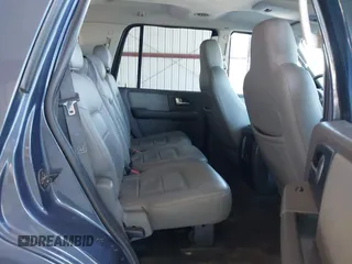 2003 Ford Expedition Special Service with VIN 1FMFU16L53LC22957, listed as a IAAI auction lot 41880554 with 330,265 mi miles. Bid and sale history available at carsss.com. Image 8.