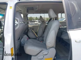 2011 Toyota Sienna XLE AAS с VIN 5TDYK3DC1BS040347, выставлен на аукционе IAAI как лот 42348755 с пробегом 184 609 миль миль и . История ставок и продаж доступна на DreamBid. Изображение 8.