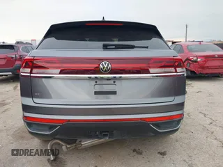 2024 Volkswagen Atlas SE с VIN 1V2JE2CA4RC248607, выставлен на аукционе IAAI как лот 42105089 с пробегом 8 321 миль миль и . История ставок и продаж доступна на DreamBid. Изображение 16.