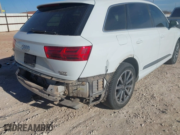 2017 Audi Q7 Premium Plus with VIN WA1LAAF76HD021311, listed as a IAAI auction lot 41559898 with 132,458 mi miles. Bid and sale history available at carsss.com. Image 6.