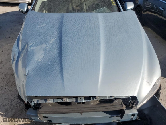 2013 Jaguar XJ with VIN SAJWA2GB0DLV40688, listed as a Copart auction lot 76038464 with 0 mi miles and Salvage Title. Bid and sale history available at carsss.com. Image 12.