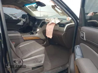 2019 GMC Yukon XL Denali with VIN 1GKS1HKJ9KR194167, listed as a IAAI auction lot 41092000 with 1 mi miles. Bid and sale history available at carsss.com. Image 5.