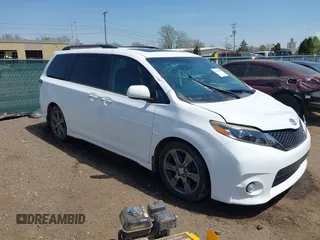 2017 Toyota Sienna SE with VIN 5TDXZ3DCXHS883219, listed as a IAAI auction lot 42104502 with 97,047 mi miles and . Bid and sale history available at DreamBid. Image 1.