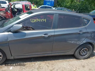 2012 Hyundai Accent GS z VIN KMHCT5AE7CU020928, wystawiony jako IAAI lot #42434854 z przebiegiem 184 491 mil mil oraz . Historia ofert i sprzedaży dostępna na DreamBid. Obrazek 15.
