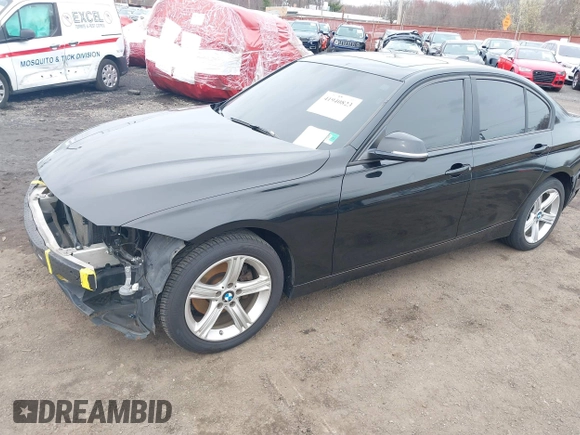 2014 BMW 3 Series 328i xDrive with VIN WBA3B5G52ENS10452, listed as a IAAI auction lot 41940823 with 177,830 mi miles. Bid and sale history available at carsss.com. Image 18.