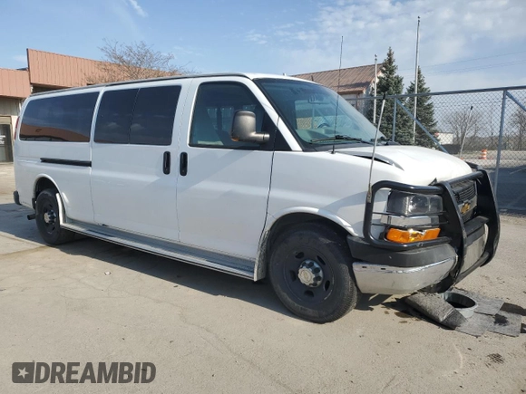 2013 Chevrolet Express Passenger LT with VIN 1GAZG1FG3D1134751, listed as a Copart auction lot 53728385 with 188,247 mi miles and Clean title. Bid and sale history available at DreamBid. Image 4.