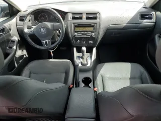 2011 Volkswagen Jetta SE с VIN 3VWDX7AJ8BM364550, выставлен на аукционе Copart как лот 60610435 с пробегом 110 391 миль миль и Списание • Salvage title. История ставок и продаж доступна на DreamBid. Изображение 8.
