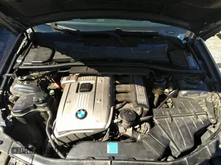 2006 BMW 3 Series 325xi with VIN WBAVT13536KW23374, listed as a IAAI auction lot 41665240 with 147,810 mi miles and . Bid and sale history available at DreamBid. Image 10.