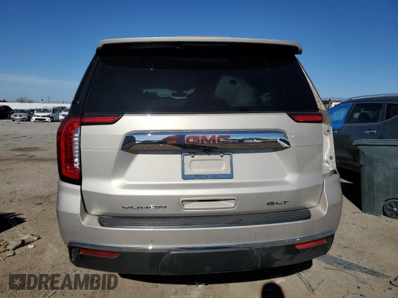2021 GMC Yukon XL SLT with VIN 1GKS2GKD7MR421859, listed as a Copart auction lot 82650854 with 85,775 mi miles and Salvage Title. Bid and sale history available at carsss.com. Image 6.