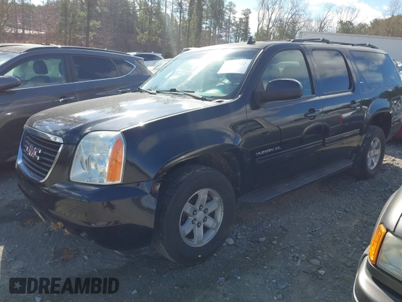 2013 GMC Yukon XL SLT with VIN 1GKS1KE02DR176998, listed as a IAAI auction lot 41839522 with 175,923 mi miles. Bid and sale history available at carsss.com. Image 2.