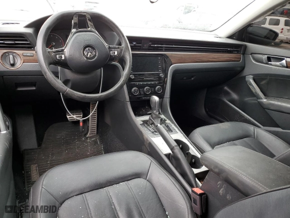 2020 Volkswagen Passat 2.0T SEL with VIN 1VWCA7A3XLC023281, listed as a Copart auction lot 43834755 with 0 mi miles and Salvage Title. Bid and sale history available at carsss.com. Image 8.