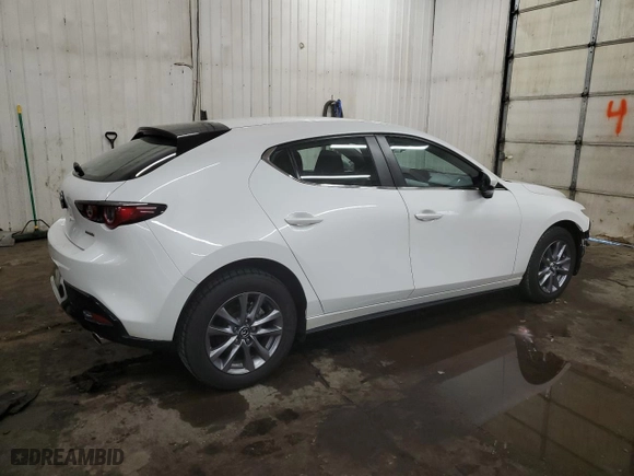2022 Mazda Mazda3 Hatchback 2.5 S with VIN JM1BPAJL1N1507896, listed as a Copart auction lot 46262635 with 33,645 mi miles and Salvage Title. Bid and sale history available at carsss.com. Image 3.