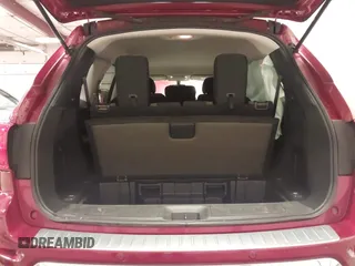 2020 Nissan Pathfinder SV z VIN 5N1DR2BM7LC615663, wystawiony jako IAAI lot #41895477 z przebiegiem 37 649 mil mil oraz . Historia ofert i sprzedaży dostępna na DreamBid. Obrazek 19.