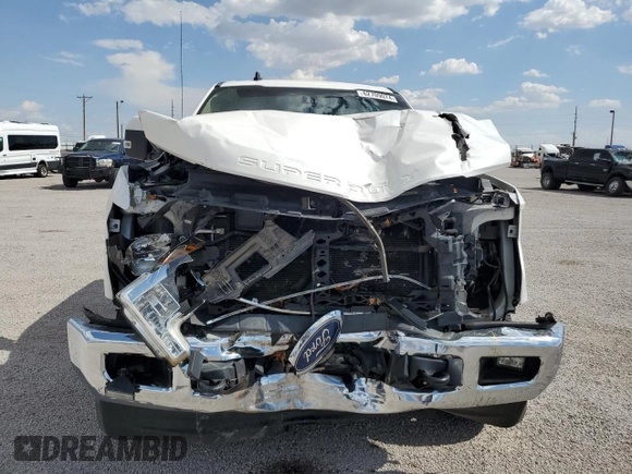 2019 Ford F-350 XL с VIN 1FT8W3BT3KED52392, выставлен на аукционе Copart как лот 62709074 с пробегом 126 670 миль миль и Списание • Salvage title. История ставок и продаж доступна на DreamBid. Изображение 5.