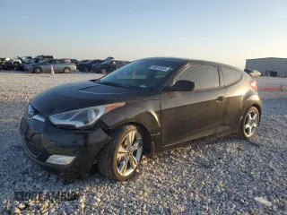 2016 Hyundai Veloster z VIN KMHTC6AD7GU295637, wystawiony jako Copart lot #49915535 z przebiegiem 115 277 mil mil oraz Szkody całkowita. Historia ofert i sprzedaży dostępna na DreamBid. Obrazek 1.