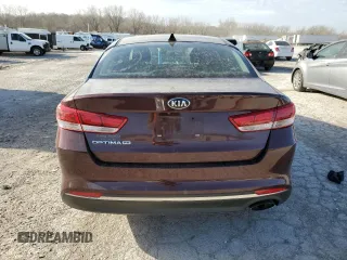 2018 Kia Optima S z VIN 5XXGT4L31JG198252, wystawiony jako Copart lot #49703955 z przebiegiem 136 254 mil mil oraz Szkoda całkowita • Salvage title. Historia ofert i sprzedaży dostępna na DreamBid. Obrazek 6.