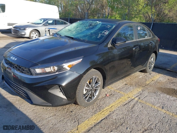 2024 Kia Forte LXS with VIN 3KPF24AD8RE741062, listed as a IAAI auction lot 42000900 with 26,235 mi miles. Bid and sale history available at carsss.com. Image 17.