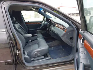 2005 Cadillac DTS Professional 1SH z VIN 1GEEH00Y45U500254, wystawiony jako IAAI lot #41701248 z przebiegiem 49 923 mil mil oraz . Historia ofert i sprzedaży dostępna na DreamBid. Obrazek 5.