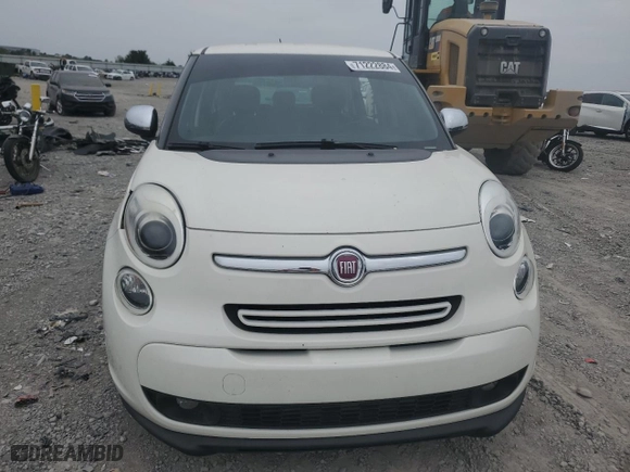 2014 FIAT 500L Lounge with VIN ZFBCFACH3EZ002687, listed as a Copart auction lot 71222884 with 230,545 mi miles and Salvage Title. Bid and sale history available at carsss.com. Image 5.