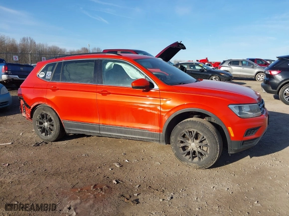 2019 Volkswagen Tiguan SE with VIN 3VV2B7AX5KM109109, listed as a IAAI auction lot 41768355 with 128,942 mi miles. Bid and sale history available at carsss.com. Image 14.