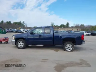 2011 Chevrolet Silverado 1500 LT with VIN 1GCRKSE33BZ398223, listed as a IAAI auction lot 42106322 with 94,829 mi miles and . Bid and sale history available at DreamBid. Image 14.