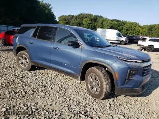 2024 Chevrolet Traverse FWD LS with VIN 1GNEREKS1RJ147529, listed as a Copart auction lot 66919574 with 1,855 mi miles and Salvage Title. Bid and sale history available at carsss.com. Image 4.