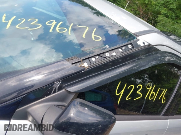 2016 Ford Explorer Sport с VIN 1FM5K8GT3GGD06444, выставлен на аукционе IAAI как лот 42396176 с пробегом 171 354 миль миль и . История ставок и продаж доступна на DreamBid. Изображение 17.