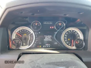 2013 Ram 1500 Lone Star z VIN 1C6RR7TT2DS701698, wystawiony jako Copart lot #81973544 z przebiegiem 258 001 mil mil oraz Szkoda całkowita • Salvage title. Historia ofert i sprzedaży dostępna na DreamBid. Obrazek 9.