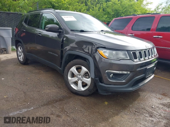 2018 Jeep Compass Latitude with VIN 3C4NJCBB3JT268094, listed as a IAAI auction lot 42487642 with 111,652 mi miles and . Bid and sale history available at DreamBid. Image 1.