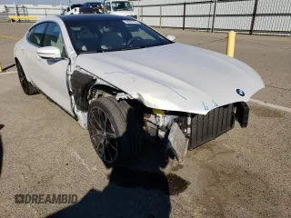 2020 BMW 8 Series M850i with VIN WBAGV8C01LCE08939, listed as a Copart auction lot 39257433 with 45,561 mi miles. Bid and sale history available at carsss.com. Image 4.