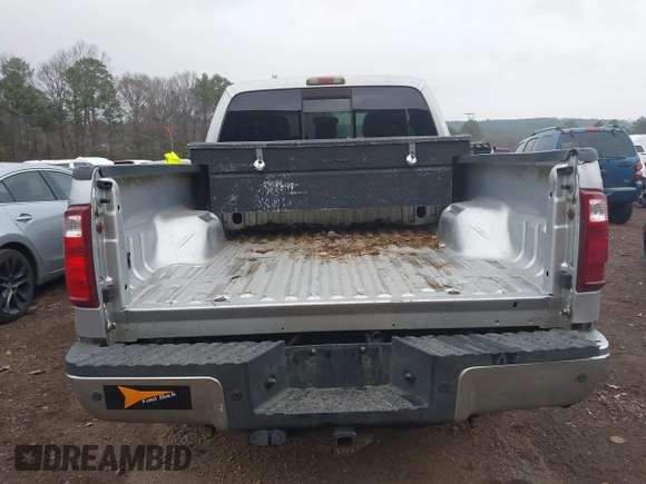 2011 Ford F-250 XL with VIN 1FT7X2B63BEB03510, listed as a IAAI auction lot 41526873 with 323,936 mi miles and . Bid and sale history available at DreamBid. Image 6.