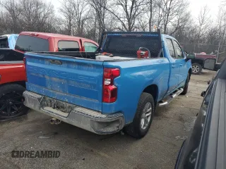 2021 Chevrolet Silverado 1500 LT with VIN 1GCRYDED2MZ159610, listed as a Copart auction lot 88875575 with 96,643 mi miles and Salvage Title. Bid and sale history available at DreamBid. Image 3.