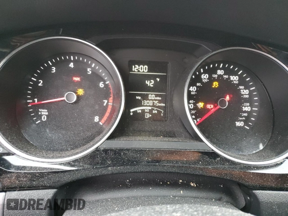 2016 Volkswagen Jetta Sport with VIN 3VWB17AJ3GM239133, listed as a Copart auction lot 40429084 with 130,875 mi miles and Salvage title. Bid and sale history available at DreamBid. Image 9.