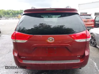 2012 Toyota Sienna z VIN 5TDKA3DC5CS012254, wystawiony jako IAAI lot #42367254 z przebiegiem 183 083 mil mil oraz . Historia ofert i sprzedaży dostępna na DreamBid. Obrazek 16.