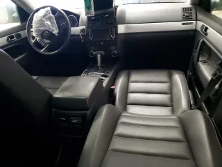 2009 Volkswagen Touareg VR6 с VIN WVGBE77L79D012196, выставлен на аукционе Copart как лот 52022545 с пробегом Не указан миль и Списание • Salvage title. История ставок и продаж доступна на DreamBid. Изображение 8.