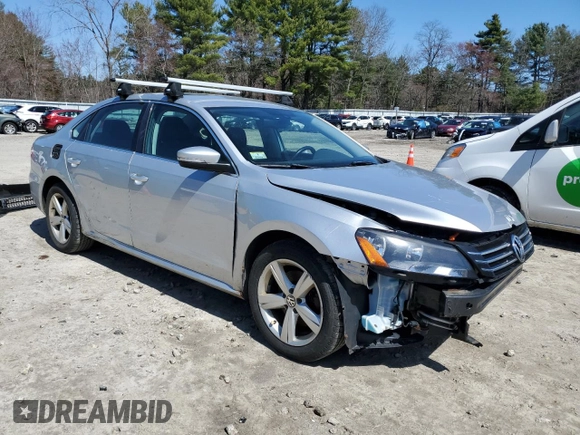 2013 Volkswagen Passat SE w/Sunroof & Nav with VIN 1VWBP7A39DC028709, listed as a Copart auction lot 49280055 with 171,325 mi miles and Clean Title. Bid and sale history available at carsss.com. Image 4.