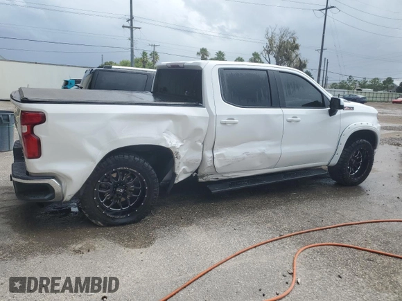 2020 Chevrolet Silverado 1500 LT with VIN 3GCPWCET0LG421797, listed as a Copart auction lot 69507264 with 72,047 mi miles and Non Repairable. Bid and sale history available at DreamBid. Image 3.