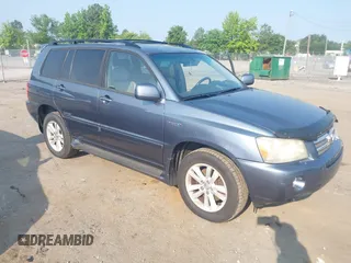 2006 Toyota Highlander z VIN JTEEW21A560019414, wystawiony jako IAAI lot #42431477 z przebiegiem 230 020 mil mil oraz . Historia ofert i sprzedaży dostępna na DreamBid. Obrazek 1.