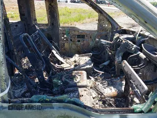 2005 Ford F-150 XL с VIN 1FTRF12205NA55424, выставлен на аукционе IAAI как лот 42035951 с пробегом Не указан миль и . История ставок и продаж доступна на DreamBid. Изображение 5.
