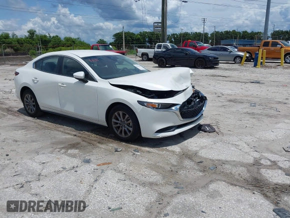 2021 Mazda 3 S z VIN 3MZBPAAL8MM254784, wystawiony jako IAAI lot #41936261 z przebiegiem 18 156 mil mil oraz . Historia ofert i sprzedaży dostępna na DreamBid. Obrazek 1.