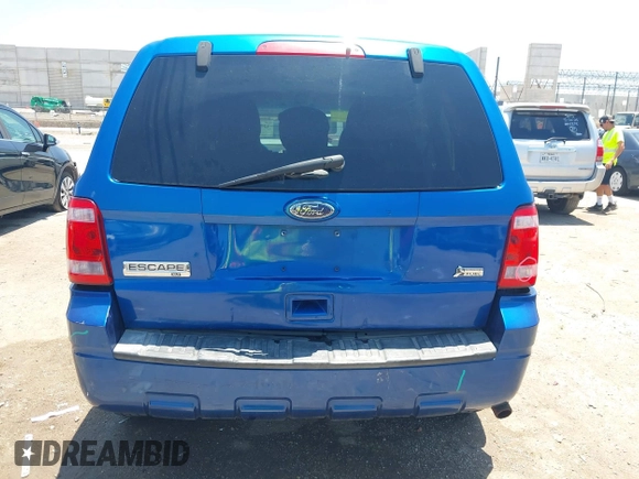 2012 Ford Escape XLT z VIN 1FMCU0DG4CKB32580, wystawiony jako IAAI lot #42520068 z przebiegiem 206 135 mil mil oraz . Historia ofert i sprzedaży dostępna na DreamBid. Obrazek 16.