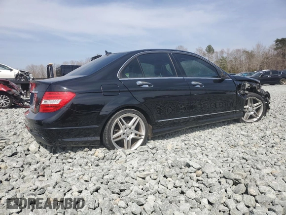 2014 Mercedes-Benz C 250 Sport with VIN WDDGF4HB3EA917970, listed as a Copart auction lot 46916585 with 136,288 mi miles and Salvage title. Bid and sale history available at DreamBid. Image 3.
