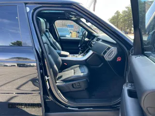 2018 Land Rover Range Rover Sport SE with VIN SALWG2RV4JA401054, listed as a Copart auction lot 52886375 with 80,093 mi miles and Clean title. Bid and sale history available at DreamBid. Image 5.