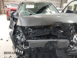 2022 Nissan Rogue S z VIN 5N1BT3AB8NC724554, wystawiony jako IAAI lot #41973586 z przebiegiem Nie podano mil oraz . Historia ofert i sprzedaży dostępna na DreamBid. Obrazek 6.