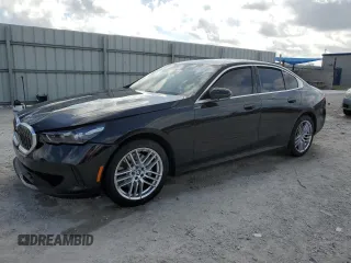 2025 BMW 5 Series 530i with VIN WBA43FJ07SCT71228, listed as a Copart auction lot 48710625 with 0 mi miles and Clean Title. Bid and sale history available at carsss.com. Image 1.