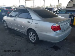 2005 Toyota Camry LE with VIN 4T1BF32K35U593310, listed as a IAAI auction lot 41997349 with 346,020 mi miles and . Bid and sale history available at DreamBid. Image 3.
