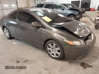 2008 Honda Civic Cpe LX with VIN 2HGFG12618H516020, listed as a IAAI auction lot 41374511 with 191,517 mi miles. Bid and sale history available at carsss.com. Image 1.