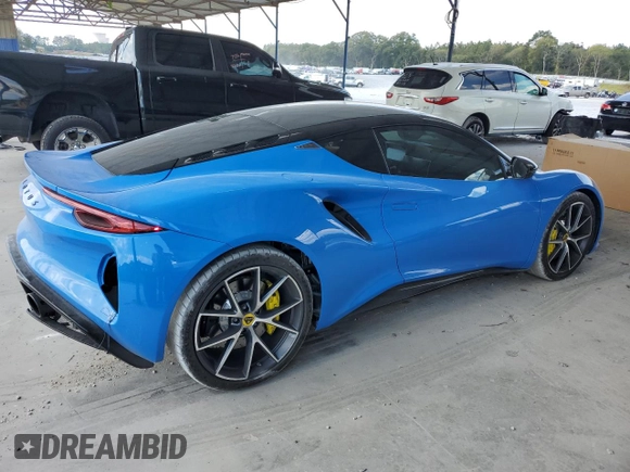 2024 Lotus Emira First Edition z VIN SCCLEKAX2RHA11233, wystawiony jako Copart lot #72567594 z przebiegiem 1572 mil mil oraz Szkody całkowita. Historia ofert i sprzedaży dostępna na DreamBid. Obrazek 3.
