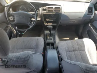 1998 Toyota 4Runner SR5 с VIN JT3GN86R2W0068947, выставлен на аукционе Copart как лот 61306905 с пробегом 205 753 миль миль и Списание • Salvage title. История ставок и продаж доступна на DreamBid. Изображение 8.